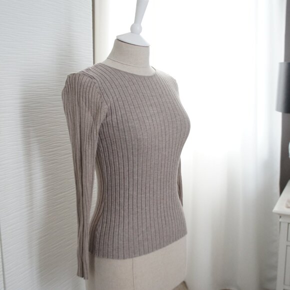 Cyrus Tops - Cyrus Beige Oatmeal Long Sleeve Fitted Ribbed Crewneck Sweater Size XS